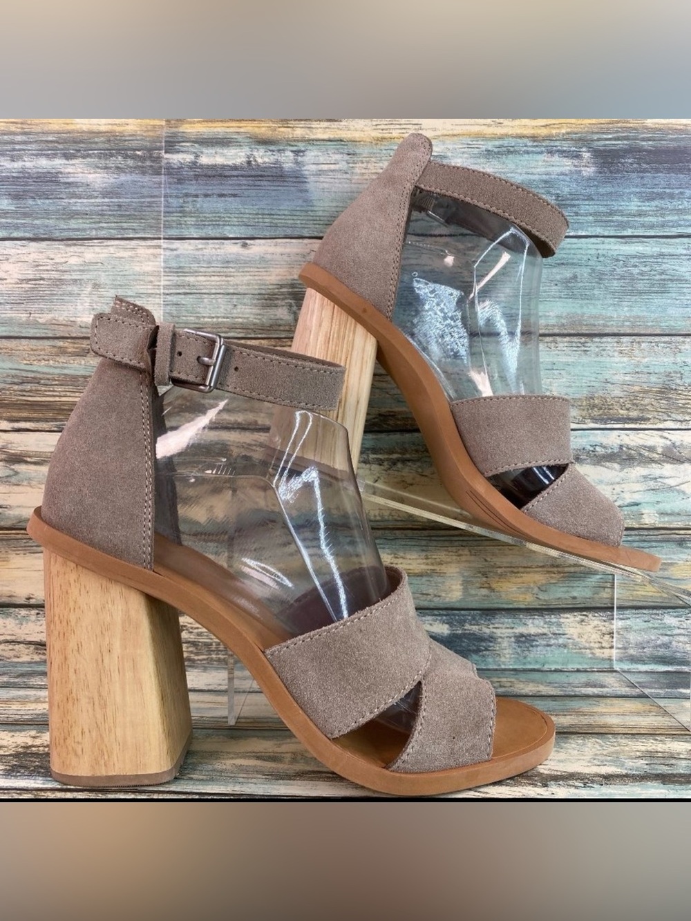 Treasure & Bond Womens Ankle Strap Heeled Sandal Size 8.5M Gray Suede Block Heel
